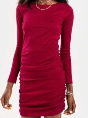 Mi Ami Francesca’s Women M Red Shimmer Long Sleeve Liza Ruched Mini Dress NWT